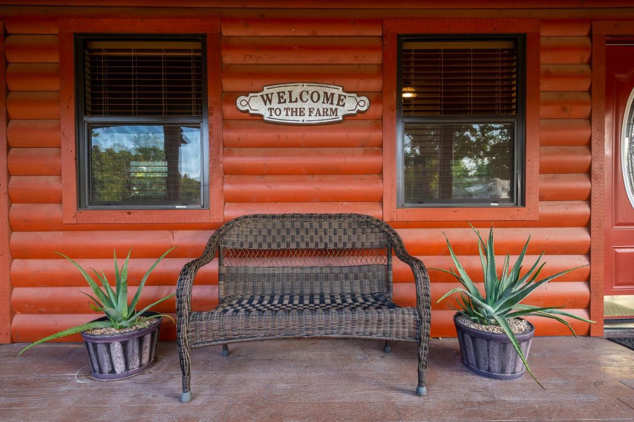 Cabin 1 Rental 15 Minutes From Magnolia And Baylor Уэйко Экстерьер фото